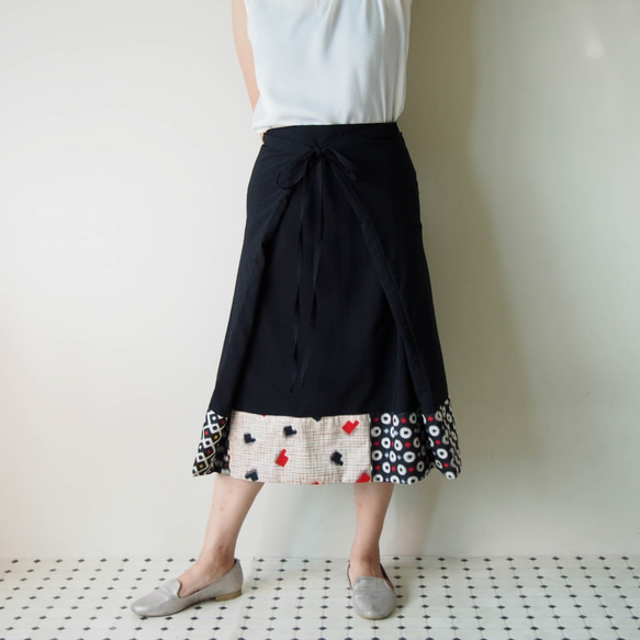 ORIGAMI SKIRT -ヴィンテージの銘仙をパッチワークした変形巻きスカート １点物　「送料無料」 3枚目の画像