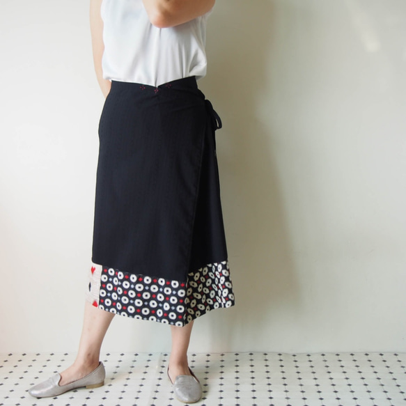 ORIGAMI SKIRT -ヴィンテージの銘仙をパッチワークした変形巻きスカート １点物　「送料無料」 6枚目の画像