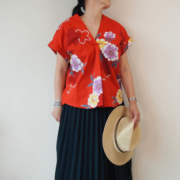 OKINAWA ORIGAMI TOP -From unused Summer KIMONO Fabric 第6張的照片