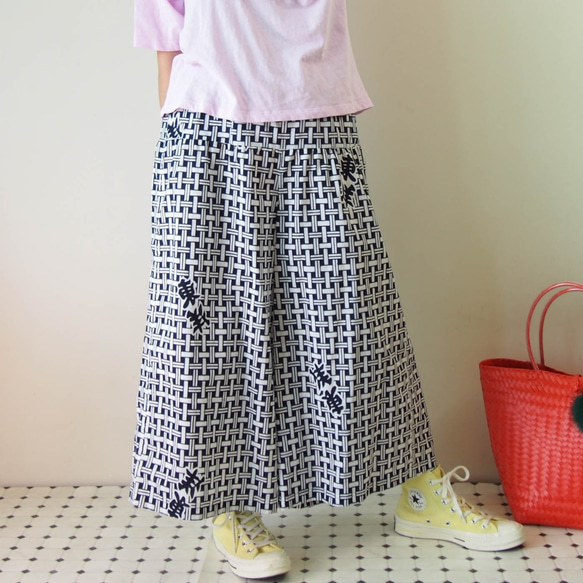 沖繩GAUCHO-使用浴衣布料搭配東洋浴衣重製角色的高腰褲 第2張的照片