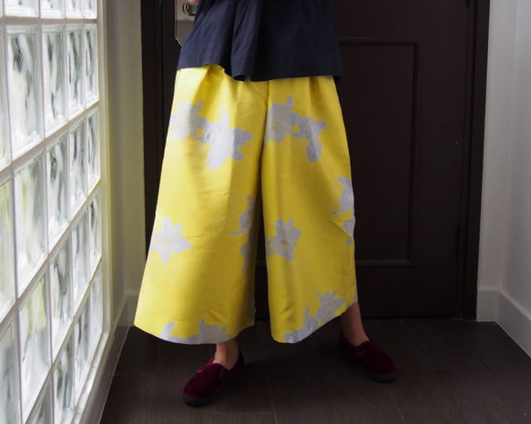 CRAZY YELOOW PRINT trousers 第9張的照片