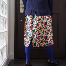 「再販』きまぐれコレクション　-クレイジーなプリントのスカート　ちょっとデザイン違いのセミタイト 6枚目の画像