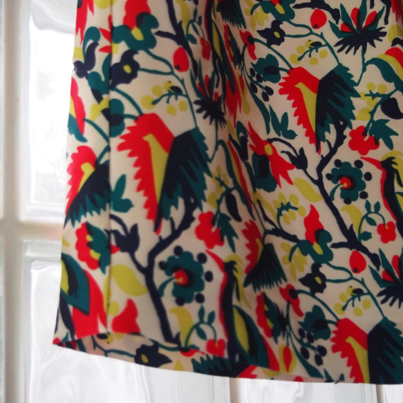 「再販』きまぐれコレクション　-クレイジーなプリントのスカート　ちょっとデザイン違いのセミタイト 10枚目の画像