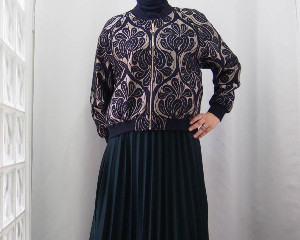 「再販」 コベントガーデン　-ダマスク柄ブルゾン「送料無料」Mサイズ Lサイズ