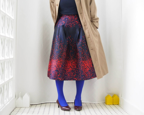 CRAZY WOVEN TEXTILE  -Midi Skirt 第4張的照片