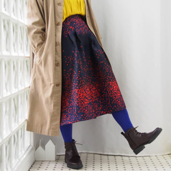 火の粉のような緋色ドットの織り模様のスカート -きまぐれコレクション 新柄!!　 8枚目の画像
