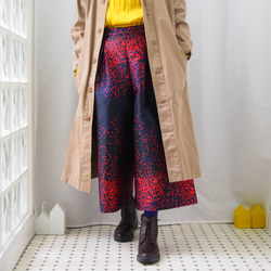 CRAZY WOVEN TEXTILE trousers 第5張的照片