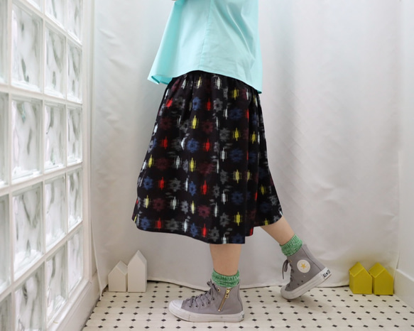 SOLD OKINAWA SKIRT ミディ　 -綿の紬でつくったスカート  1枚限定！　着物リメイク 2枚目の画像