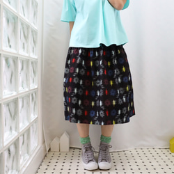 SOLD OKINAWA SKIRT ミディ　 -綿の紬でつくったスカート  1枚限定！　着物リメイク 3枚目の画像