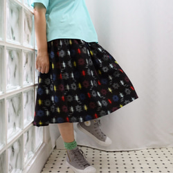 SOLD OKINAWA SKIRT ミディ　 -綿の紬でつくったスカート  1枚限定！　着物リメイク 5枚目の画像