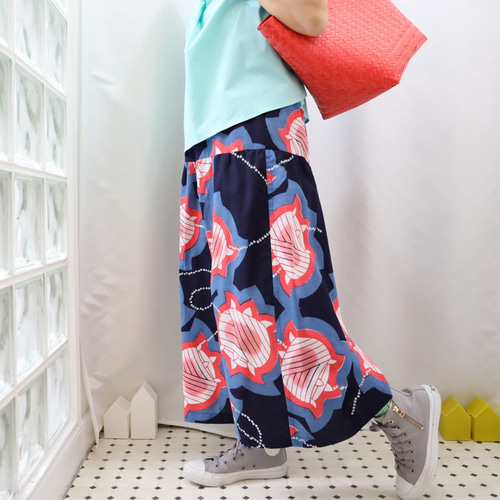 絞り浴衣リメイク　ガウチョパンツ Sold ☆OKINAWA GAUCHO -ネイビーの浴衣地を使ったガウチョ
