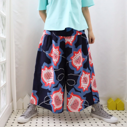 絞り浴衣リメイク　ガウチョパンツ Sold ☆OKINAWA GAUCHO -ネイビーの浴衣地を使ったガウチョ
