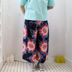 Sold ☆OKINAWA GAUCHO  -ネイビーの浴衣地を使ったガウチョパンツ　浴衣リメイク　1枚限定！ 7枚目の画像