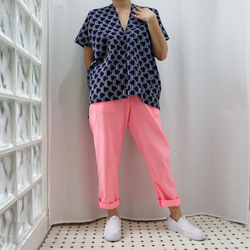 ☆OKINAWA BOY'S PANTS -ネオンピンクリネンのボーイズパンツ　柄物トップスとの相性抜群です。 4枚目の画像