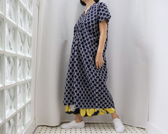 ☆Square Dress -藍色のうろこ柄の浴衣地から作ったスクエアワンピース　限定１枚　大きめサイズ 5枚目の画像