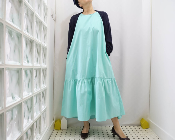 ノースリーブ 裾フレア マキシ丈 ワンピース ドレス  今注目のミント 9枚目の画像