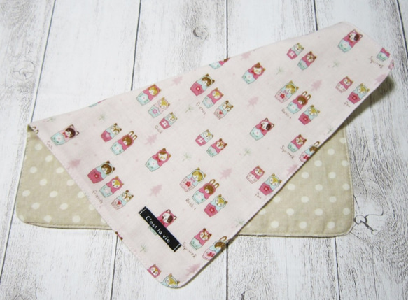 大人のガーゼハンカチ☆どうぶつのマトリョーシカ・ピンク（24㎝×24㎝） 3枚目の画像