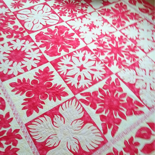 ハワイアンサンプラーキルトベッドカバー 楽天市場】ハワイアンキルトベッドカバー 完成品 ハワイアン