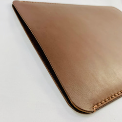 栃木レザーiPad miniケース 縦型② chocolate(新型iPad mini対応可) 10枚目の画像