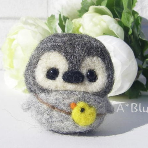 羊毛フェルト/ペンギンちゃんストラップ＊ひよこ 羊毛フェルト A*Blue 