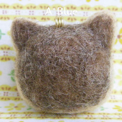 羊毛フェルト/猫のイヤホンジャック（アビシニアン） 3枚目の画像