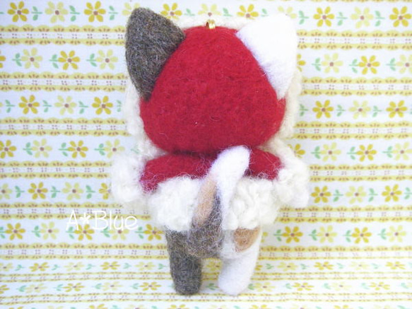 羊毛フェルト/サンタにゃんこストラップ♬三毛猫 3枚目の画像