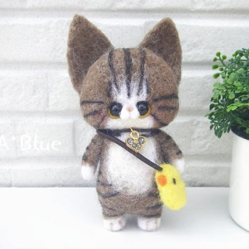 羊毛フェルト/にゃんこストラップ♩マンチカン（ハチワレ＊キジトラ  