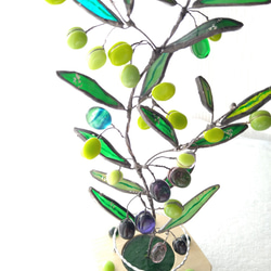 【可愛いいステンドグラス オリーブの木Green①】木製飾り台付貴女の大切な方へのプレゼントに❢ 6枚目の画像