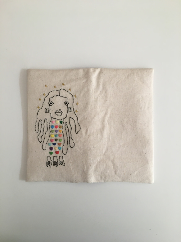 【NEW！】アマビエ　刺繍マスクケース　colorful 5枚目の画像