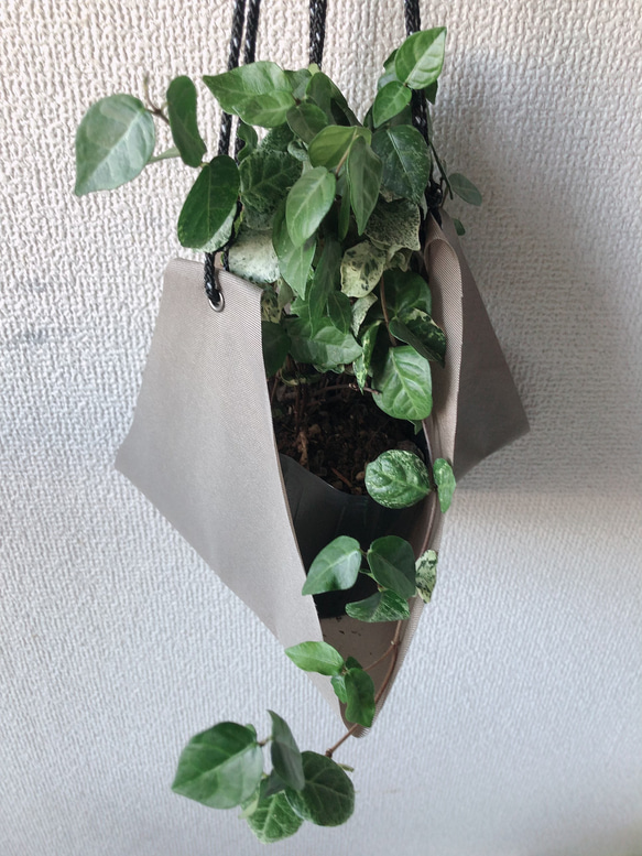 観葉植物　植木鉢カバー　ナイロン製カーキベージュ 4枚目の画像