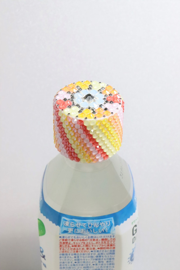 ペットボトルキャップ・パステルカラー・デコアート（クリスタルパウダーローズなど5色使用） 7枚目の画像