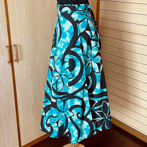 ラップスカート】ハワイアンラップスカート（ティアレ&タイダイ