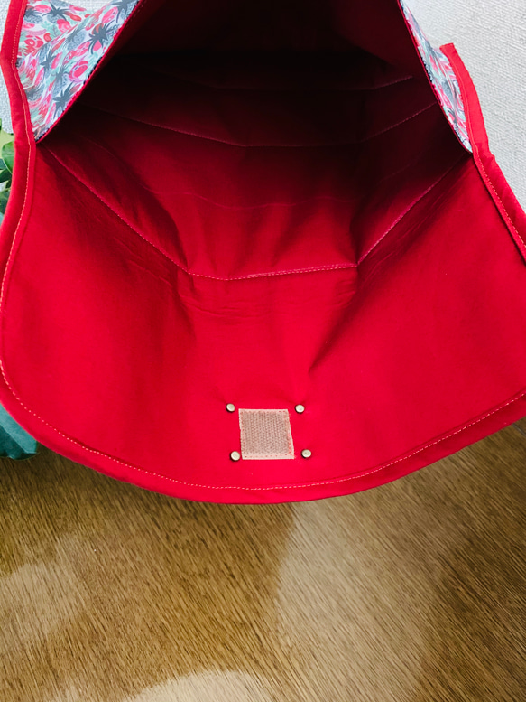 【タブレット】ipadカバー　市販のケースごと収納できるipad バッグ　撥水加工リバティ 7枚目の画像