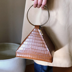 《受注販売》Real Leather Triangle bag 本革リングバッグ　ブラウンクロコ型押し 8枚目の画像