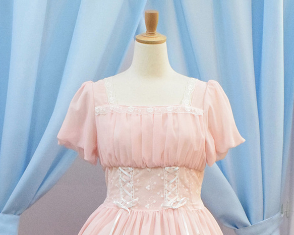 魔法の夜の舞踏会ドレス 7枚目の画像