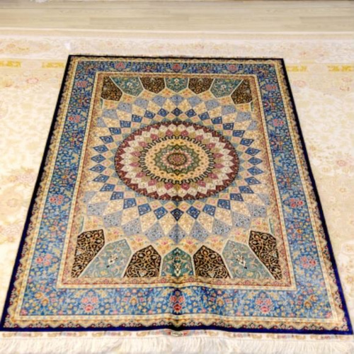 ペルシャ絨毯　100% シルク　手作り ペルシャ絨毯シルク100%手創り 122X183(1N) カーペット・絨毯・ラグ