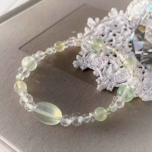 プレナイト+ホワイトトパーズ+クリスタルのブレスレット prh-b