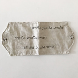 スズラン / リネンの仮置きマスクケース （手刺繍） 2枚目の画像
