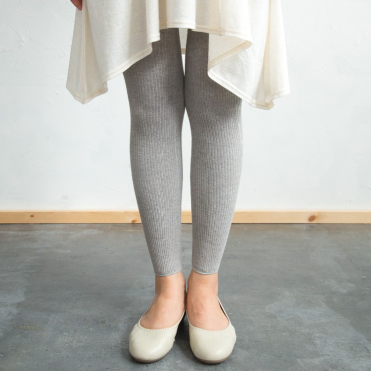 草木染リブレギンス 矢車附子染