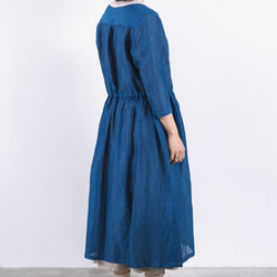 靛藍染色莫代爾亞麻高速緩存心型連衣裙（藍色） 第5張的照片