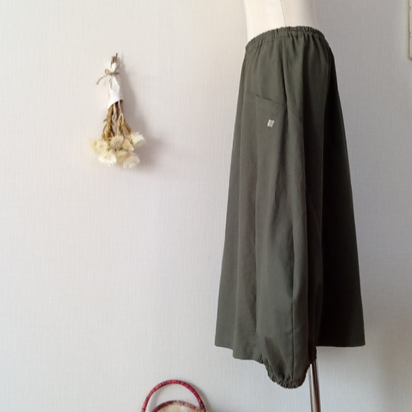 バルーンスカート　ロング～マキシ丈　綿麻キャンバス　深いオリーブカラー 3枚目の画像