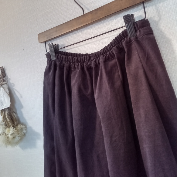 丈変更可☆ すっきりタックのガウチョパンツ　ダークパープル　細畝コーデュロイ ウエスト総ゴム　ポケット可 2枚目の画像