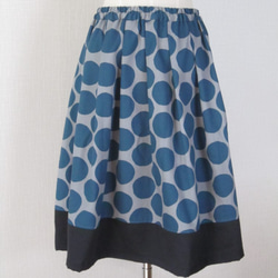 〈受注制作 スカート丈 変更可〉すっきりギャザースカート　北欧 にじみドット柄 × ヘリンボンガーゼ 4枚目の画像