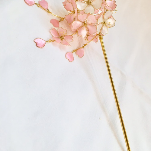☆送料無料☆ ゆらり桜のかんざし　ディップアートの髪飾り ゆらり桜のかんざし ディップアートの髪飾り - 飾屋那月 | minne