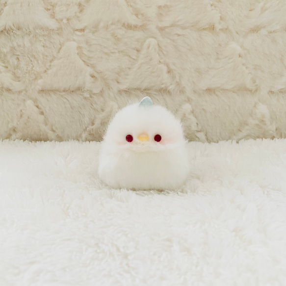 ツノ付き*ふわふわ小さなセキセイインコのぬいぐるみ 【アルビノ