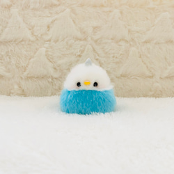 ツノ付き*ふわふわ小さなセキセイインコのぬいぐるみ 【白×薄ブルー