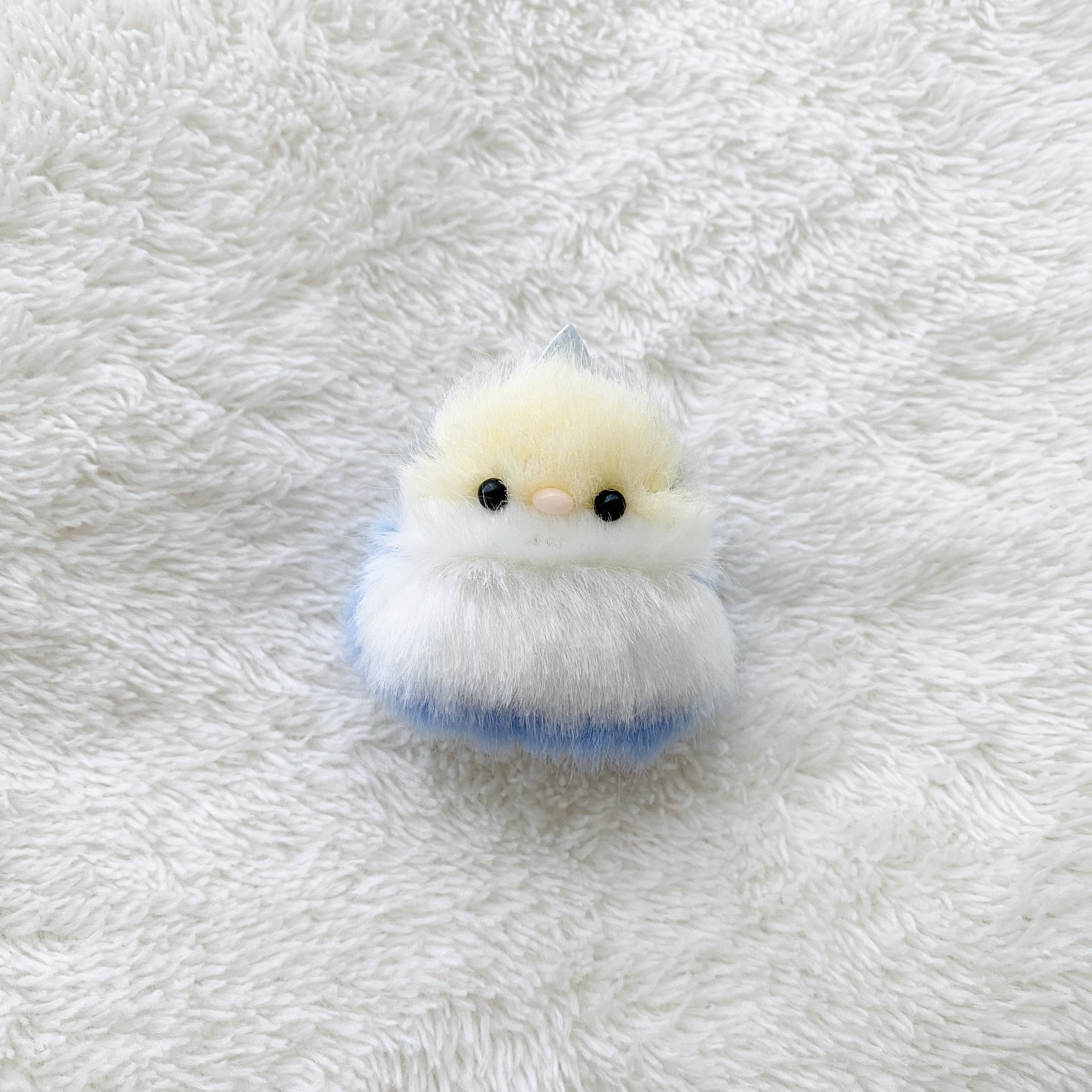 ツノ付き*ふわふわ小さなコザクラインコのぬいぐるみ 【バター