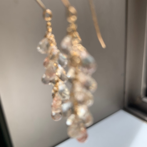 超贅沢！オレゴンサンストーンの房ピアス(イヤリング)14kgf、天然石