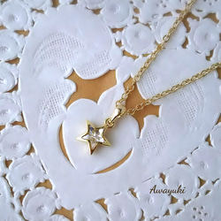 輝く一番星のネックレス (クリスタル・スワロフスキー・スター・大人可愛い・宇宙) 2枚目の画像