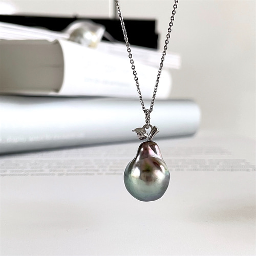 バロックパール黒蝶ネックレス大粒